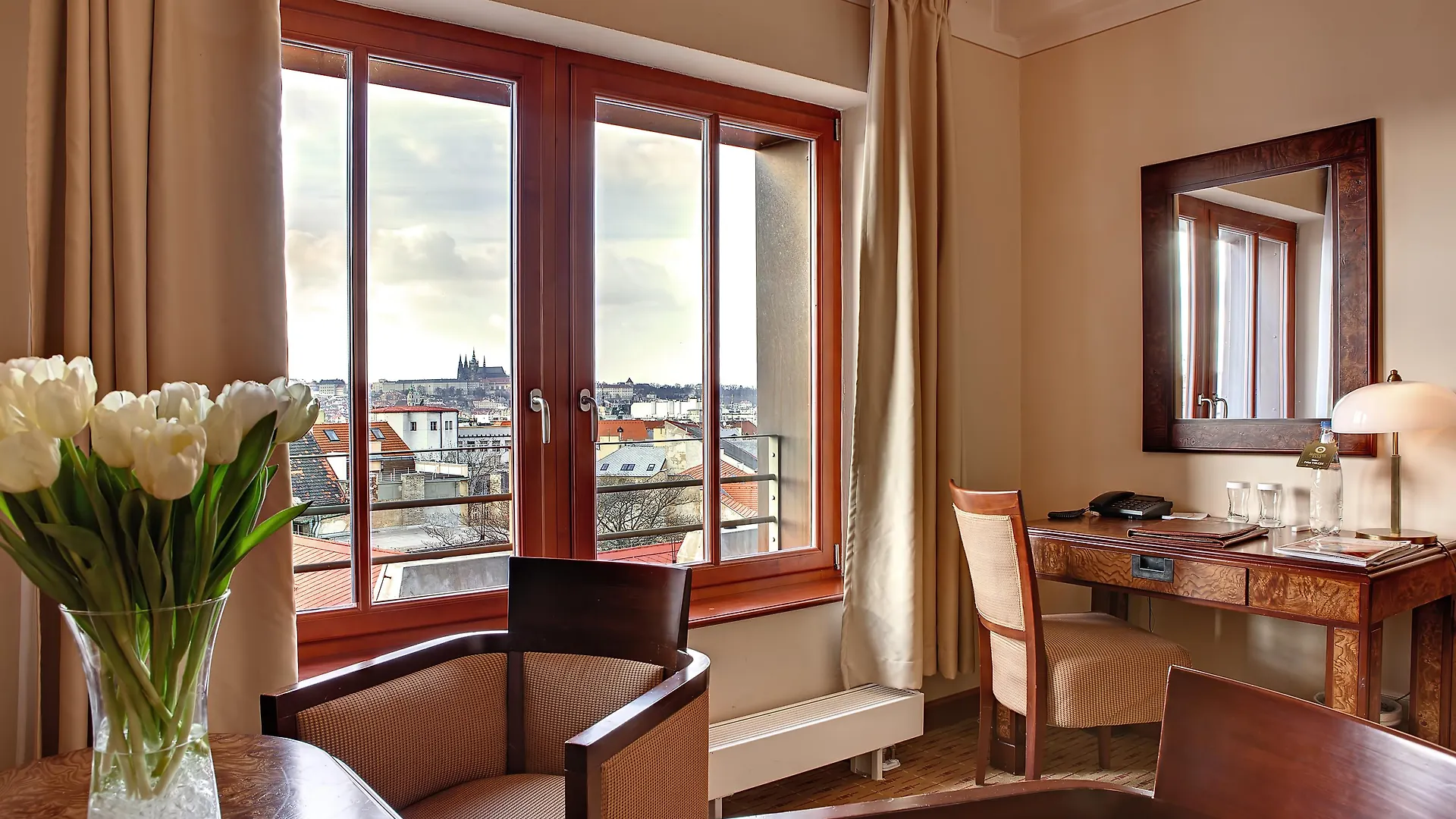 Majestic Plaza Hotel Prague 4*,